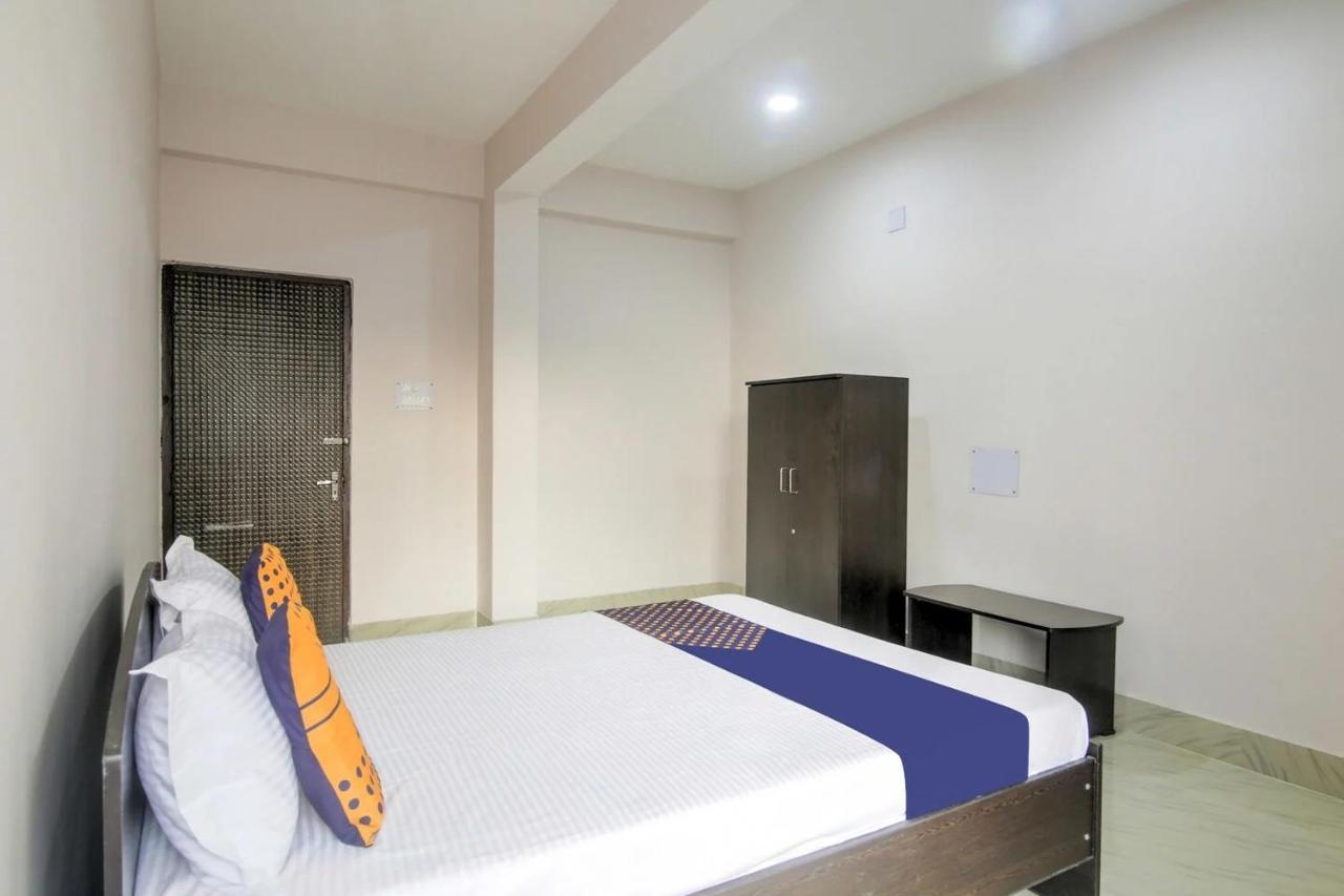 Raison Hotel Jamshedpur Extérieur photo
